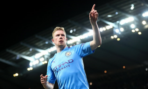 'Pirlo vùng Yorkshire' Phillips có bắt chết được De Bruyne?